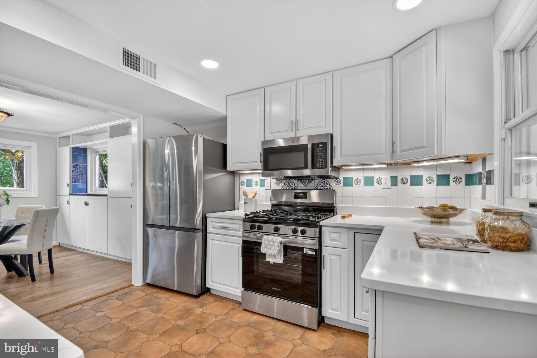 4401 Ferrara Drive Silver Spring, MD 20906 - Photo 10 of 36