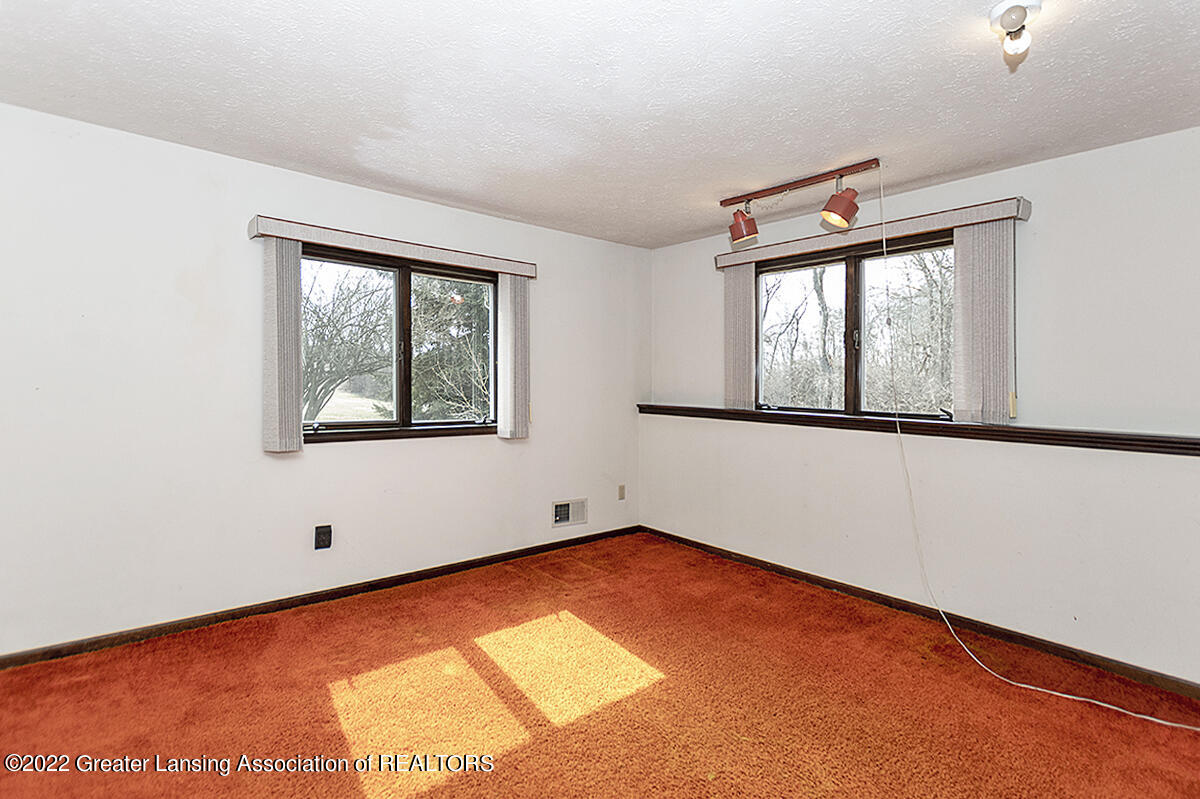1975 Jolly Road Okemos, MI 48864 - Photo 21 of 32 21