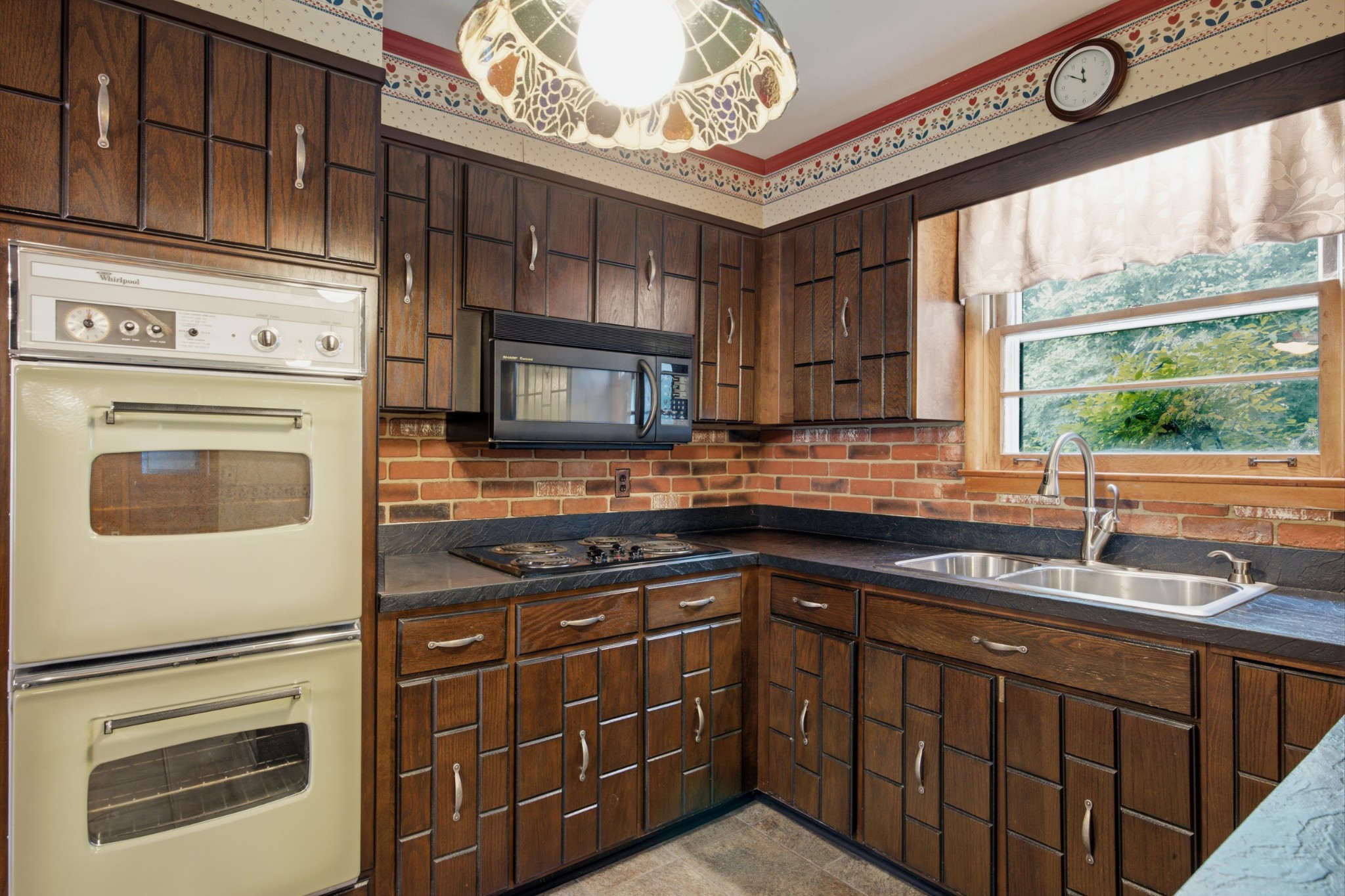 502 North Marthona Road Madison, TN 37115 - Photo 13 of 36