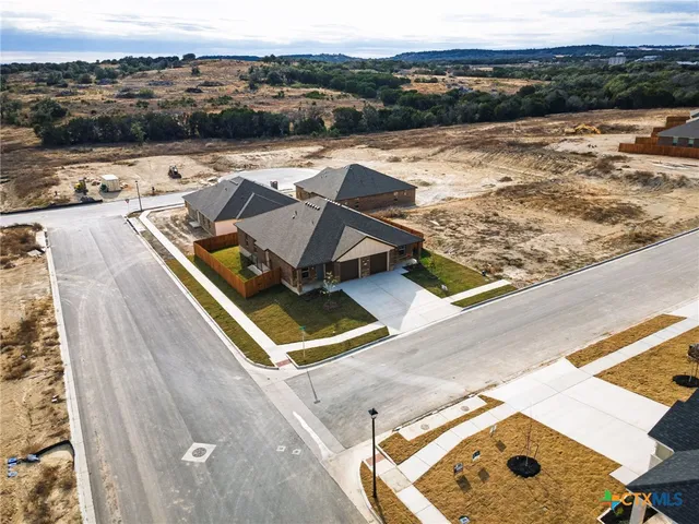 $390,000 | 101 Leon Lane, Copperas Cove, TX 76522