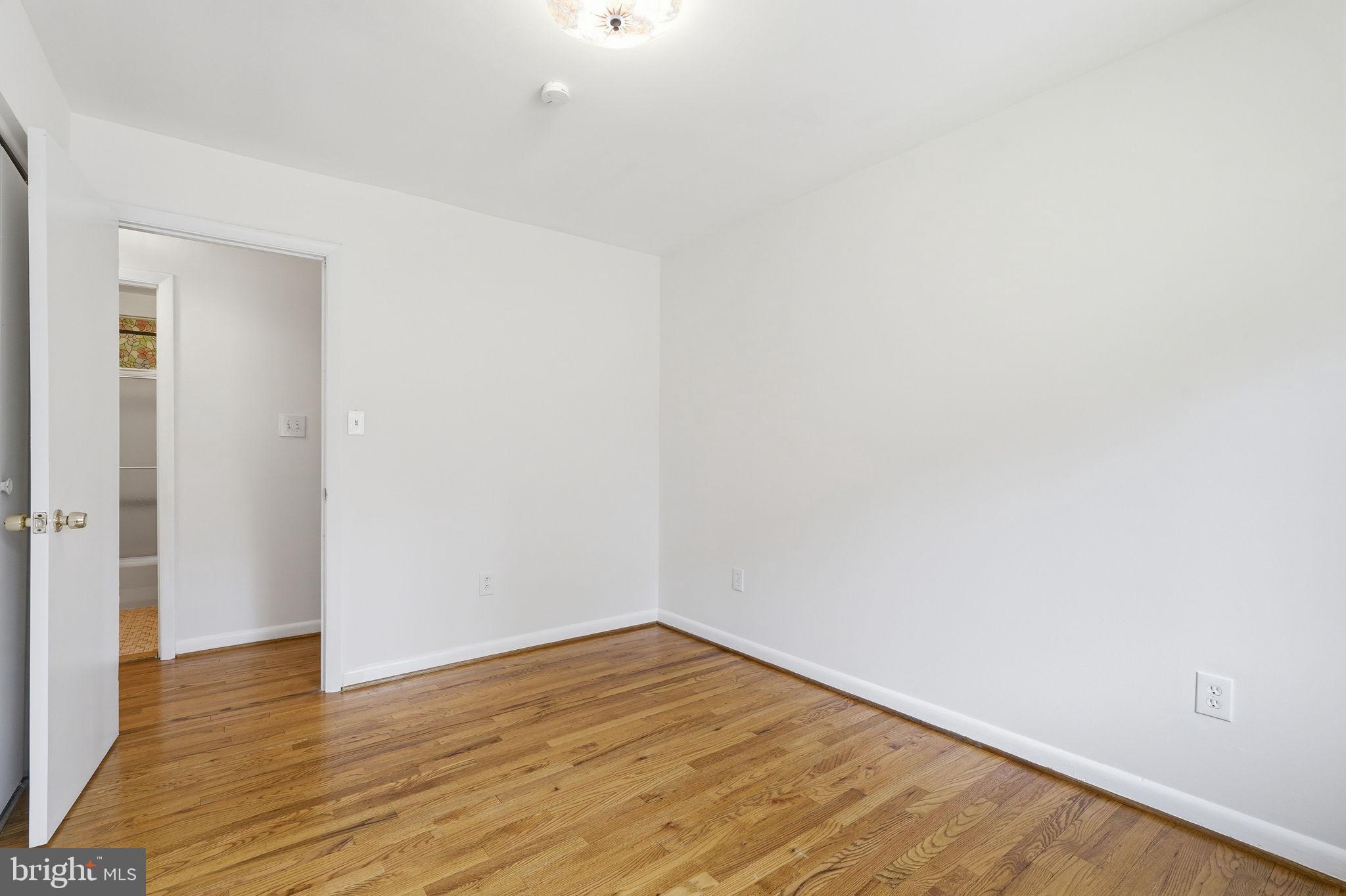 6806 Lemon Road McLean, VA 22101 - Photo 12 of 25