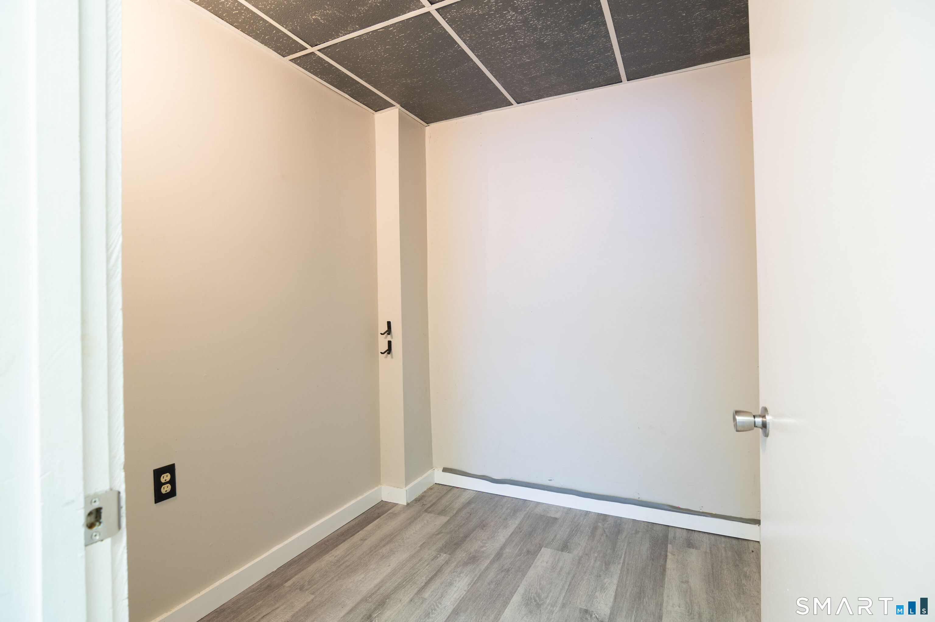 10 Center Street Killingly, CT 06239 - Photo 9 of 13