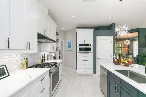 $399,900 | 204 Latitude Place, Apollo Beach, FL 33572