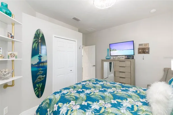 $399,900 | 204 Latitude Place, Apollo Beach, FL 33572