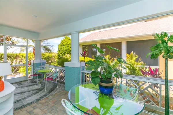 $399,900 | 204 Latitude Place, Apollo Beach, FL 33572