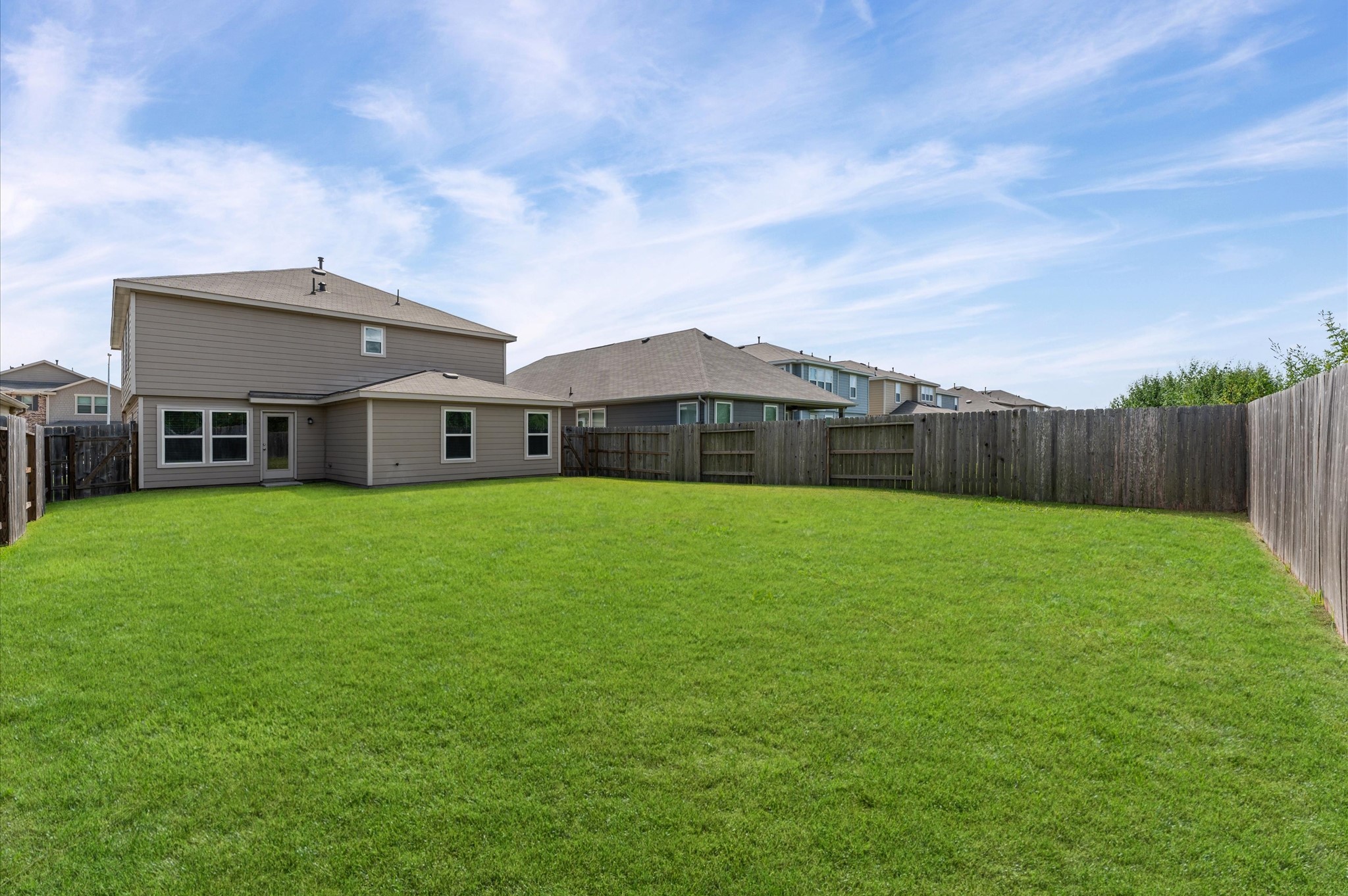 5031 Gazelle Leap Lane Richmond, TX 77406 - Photo 28 of 30 a front view of house with yard