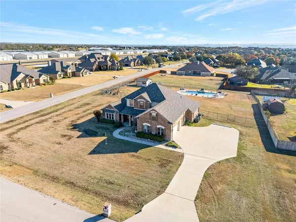 $700,000 | 150 Austen Drive, Weatherford, TX 76087