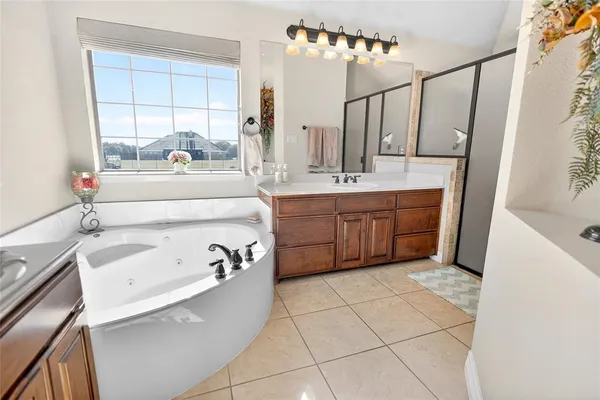 $700,000 | 150 Austen Drive, Weatherford, TX 76087