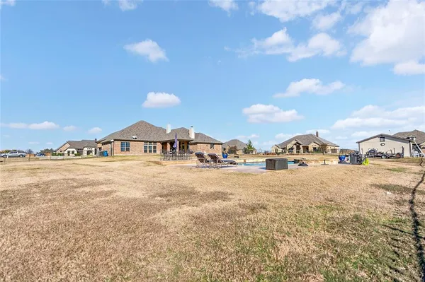 $700,000 | 150 Austen Drive, Weatherford, TX 76087