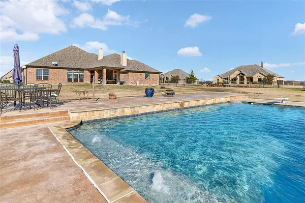 $700,000 | 150 Austen Drive, Weatherford, TX 76087