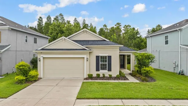 $420,000 | 4742 Rolling Greene Drive, Wesley Chapel, FL 33543
