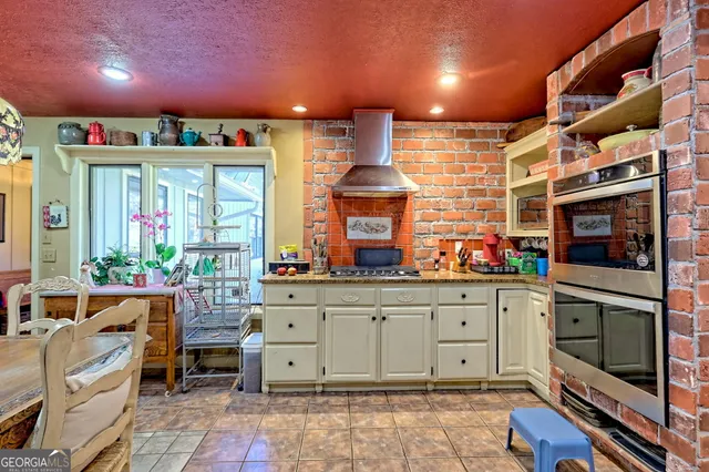 $725,000 | 428 Orchard View Lane, Lakemont, GA 30552