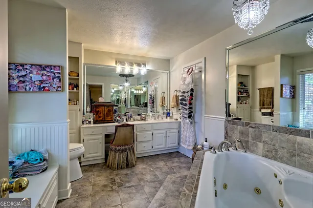 $725,000 | 428 Orchard View Lane, Lakemont, GA 30552