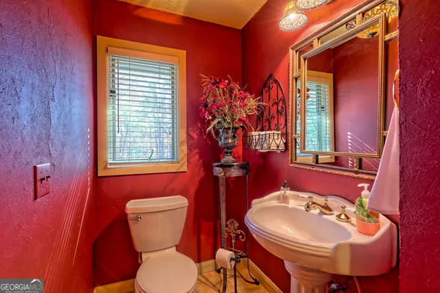 $725,000 | 428 Orchard View Lane, Lakemont, GA 30552