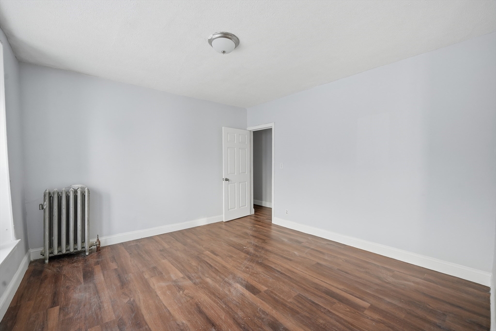 7-9 Glendell Terrace Springfield, MA 01108 - Photo 8 of 15