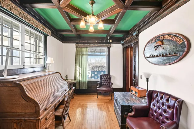 $899,000 | 540 Storle Avenue, Burlington, WI 53105