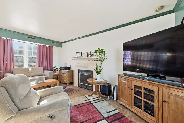 $899,000 | 540 Storle Avenue, Burlington, WI 53105