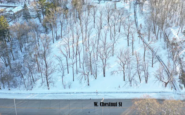 $899,000 | 540 Storle Avenue, Burlington, WI 53105