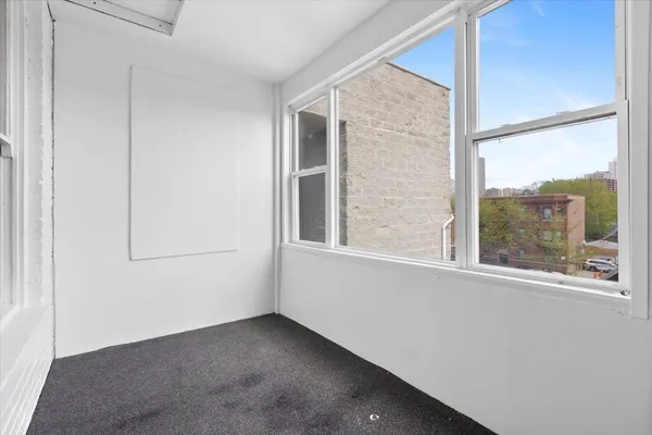 $3,800 | 3751 North Clifton Avenue, Unit 3, Chicago, IL 60613