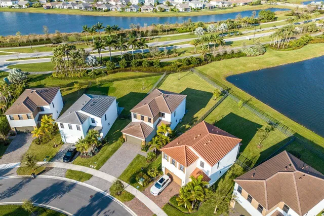 $3,800 | 5588 Quiet Lake Place, Westlake, FL 33470