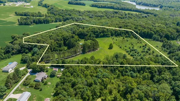 $1 | 0 Township Road 143 Northeast, Somerset, OH 43783