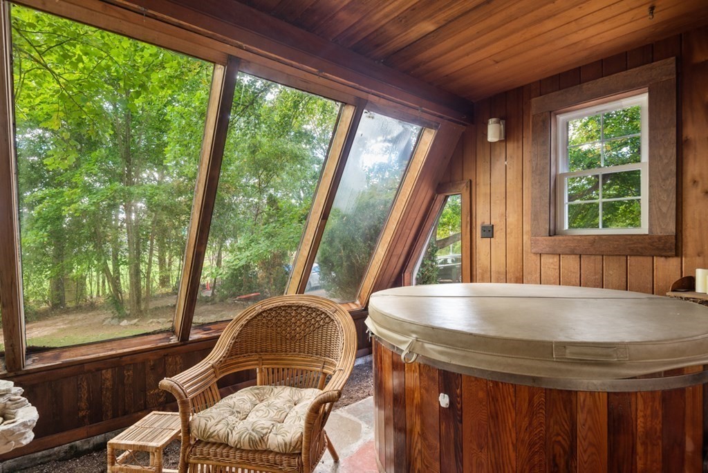 8 Endicott Road Boxford, MA 01921 - Photo 13 of 38