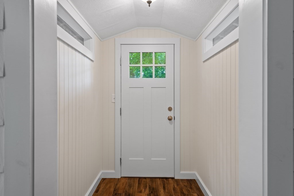 8 Endicott Road Boxford, MA 01921 - Photo 15 of 38