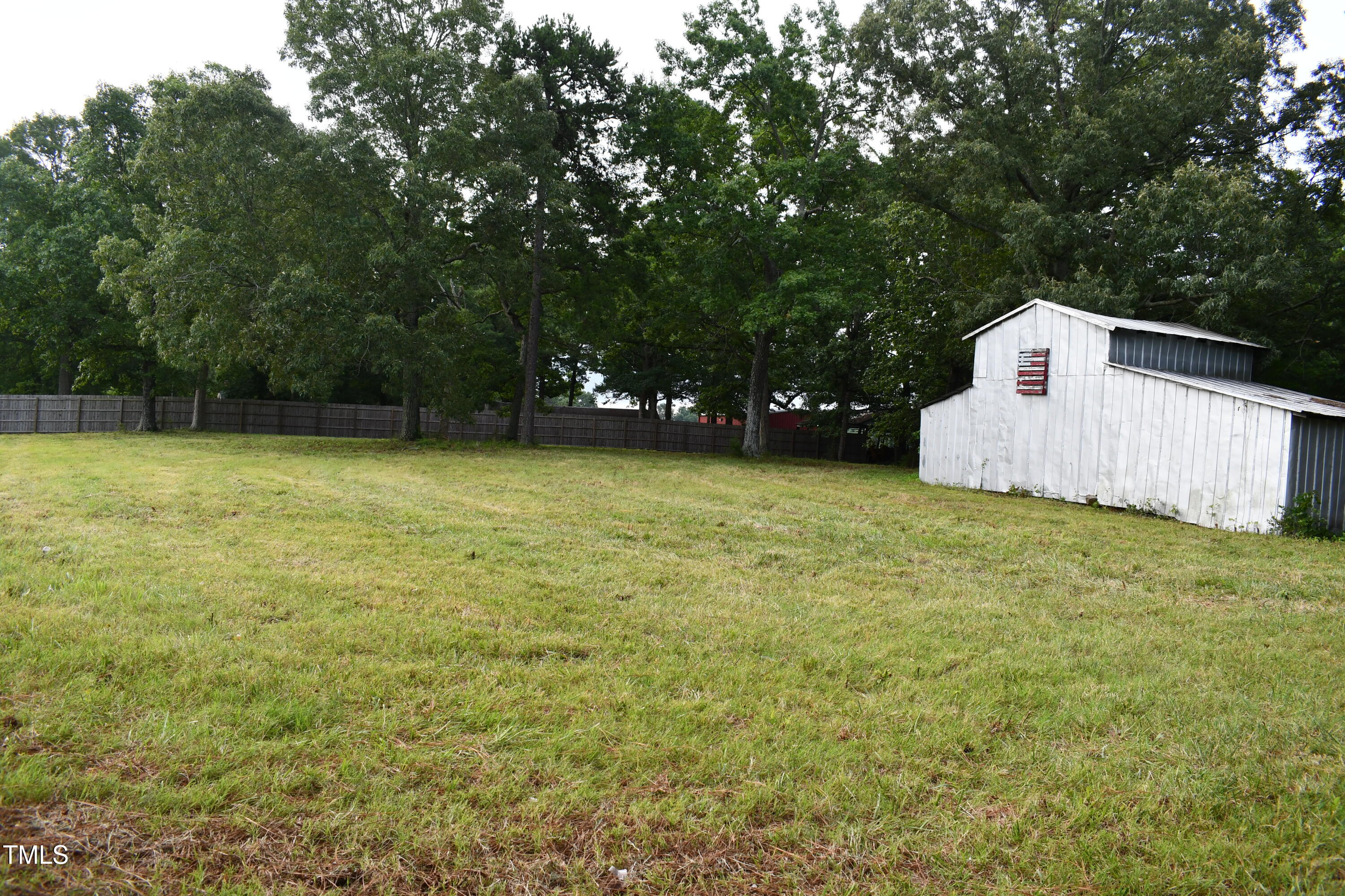 2061 McCray Road Burlington, NC 27217 - Photo 2 of 14 TSB_0255