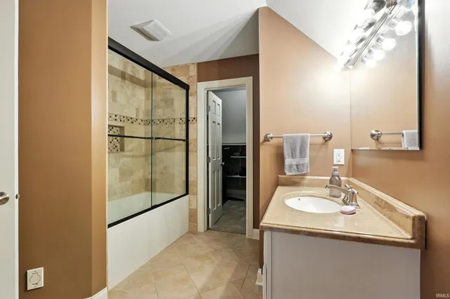 $1,349,900 | 17325 Highway 1, Spencerville, IN 46788