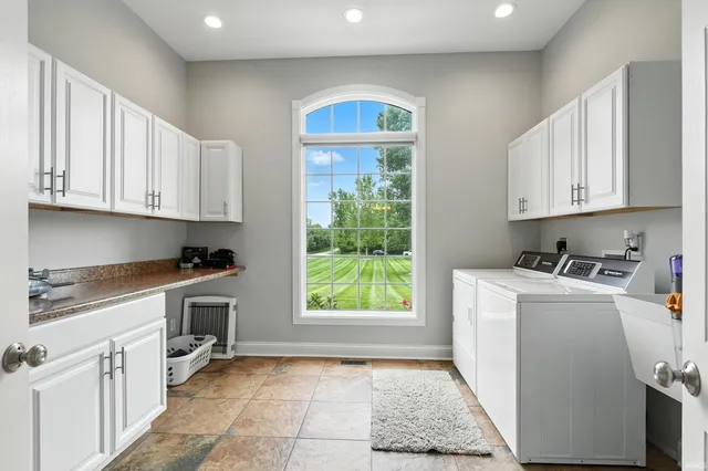 $1,349,900 | 17325 Highway 1, Spencerville, IN 46788