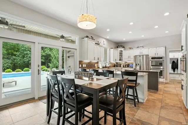 $1,349,900 | 17325 Highway 1, Spencerville, IN 46788