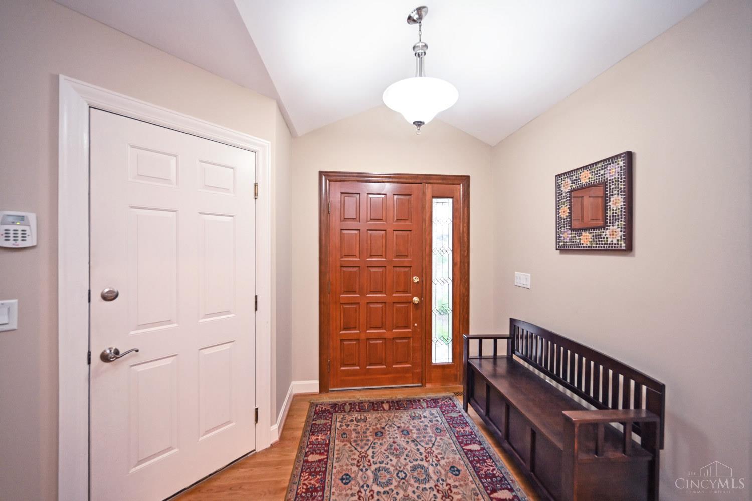 8847 Montgomery Road Cincinnati, OH 45236 - Photo 4 of 61 Gallery Image 4