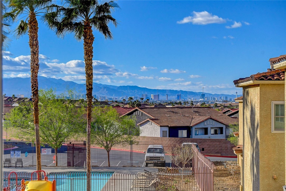64 Brown Swallow Way Henderson, NV 89012 - Photo 42 of 42 Community pool featuring a mountain view
