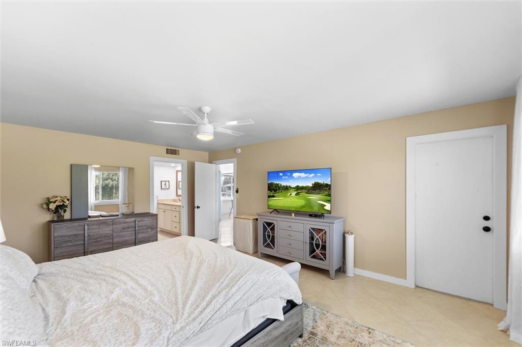 249 Memory Lane, Unit 4 Naples, FL 34112 - Photo 15 of 34