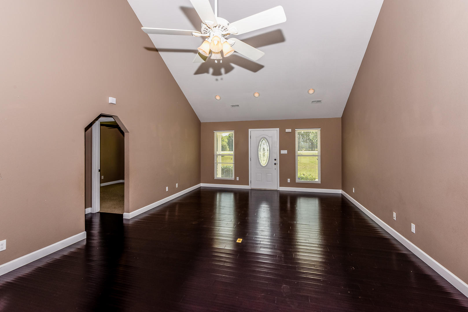 4613 Morganton Road Maryville, TN 37801 - Photo 2 of 35 Large Family Room
