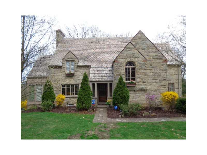 798 Osage Road Mt. Lebanon, PA 15243 - Photo 1 of 17 Exterior Front.