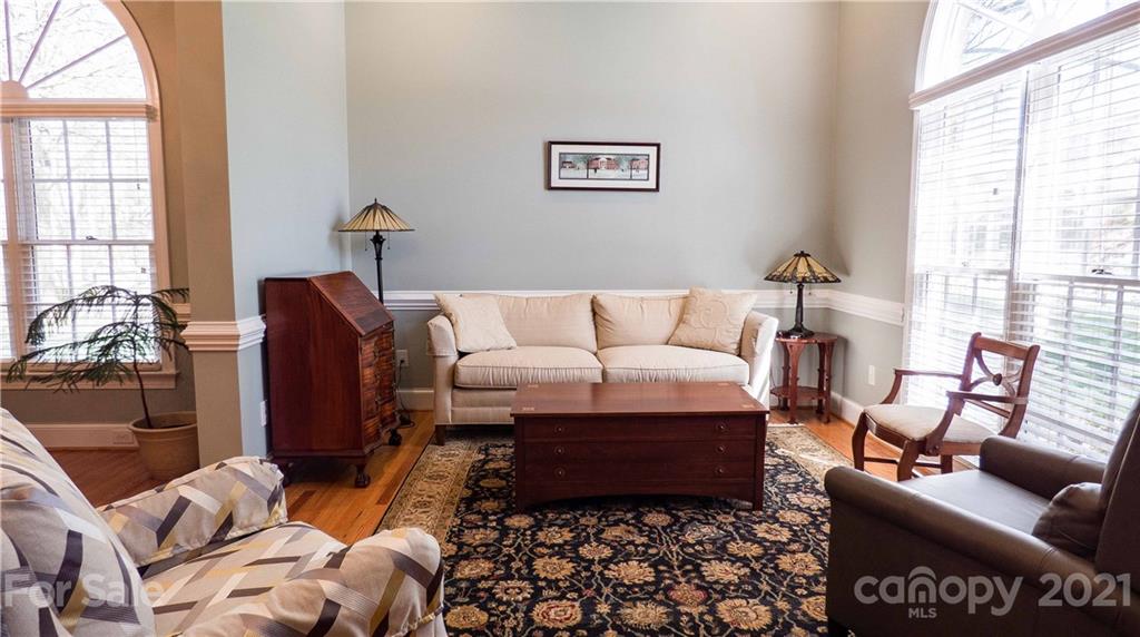 8401 Getalong Road Charlotte, NC 28213 - Photo 4 of 48 Gallery Image 4