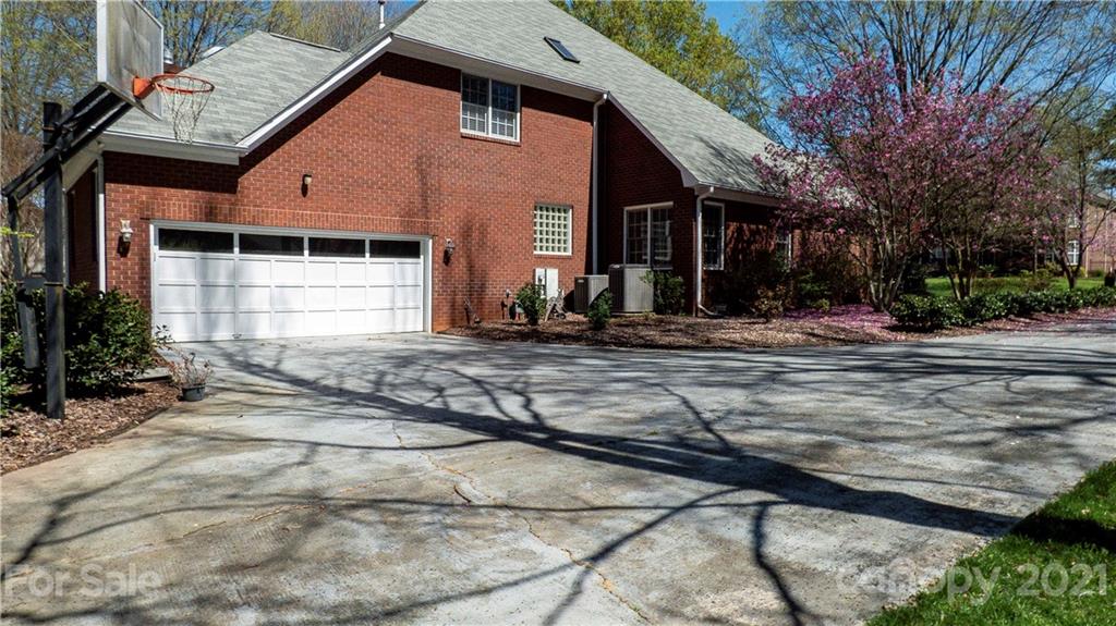 8401 Getalong Road Charlotte, NC 28213 - Photo 47 of 48 Gallery Image 47