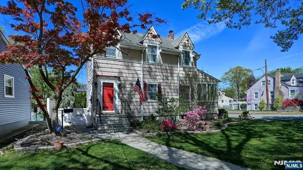 $699,900 | 178 Jackson Avenue, Rutherford, NJ 07070