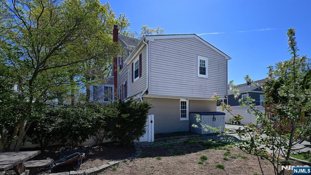 178 Jackson Avenue Rutherford, NJ 07070 - Photo 26 of 29