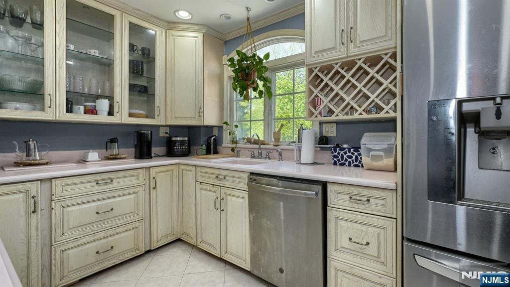 178 Jackson Avenue Rutherford, NJ 07070 - Photo 10 of 29