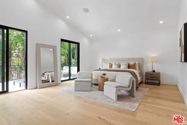 $21,000 | 4535 Haskell Avenue, Encino, CA 91436