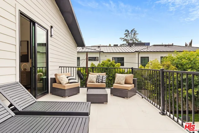 $25,000 | 4535 Haskell Avenue, Encino, CA 91436