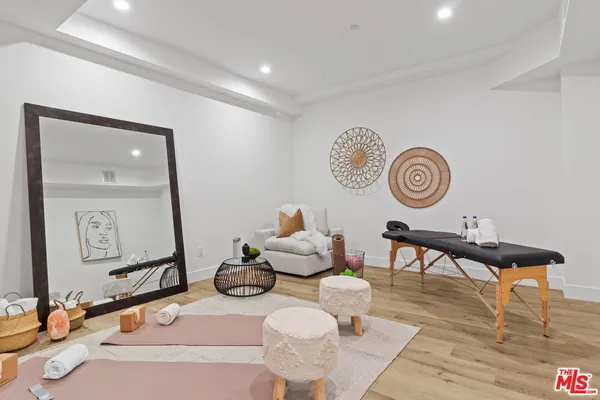 $21,000 | 4535 Haskell Avenue, Encino, CA 91436