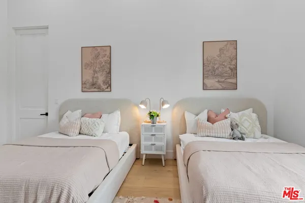 $21,000 | 4535 Haskell Avenue, Encino, CA 91436