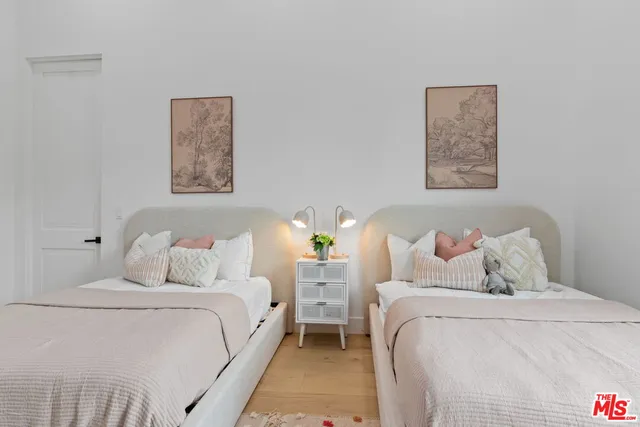 $25,000 | 4535 Haskell Avenue, Encino, CA 91436