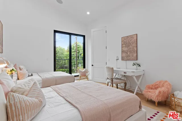 $25,000 | 4535 Haskell Avenue, Encino, CA 91436