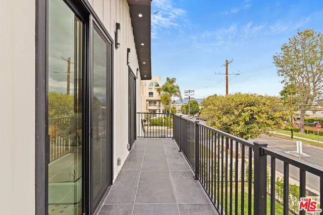 $25,000 | 4535 Haskell Avenue, Encino, CA 91436