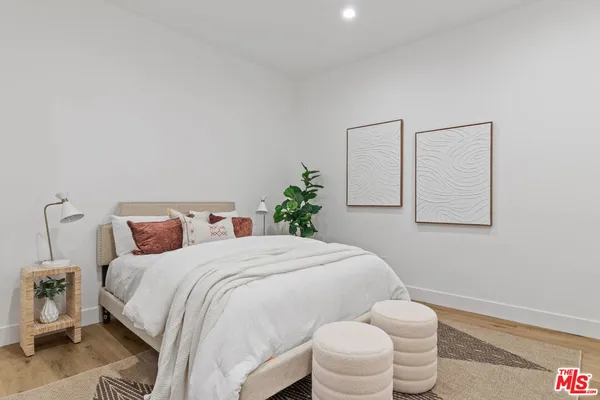 $21,000 | 4535 Haskell Avenue, Encino, CA 91436