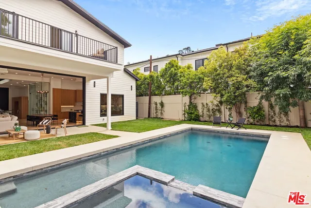 $25,000 | 4535 Haskell Avenue, Encino, CA 91436